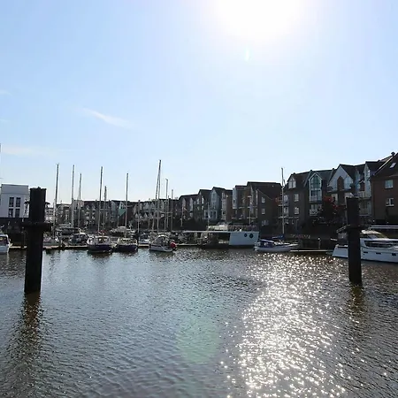 Urlaub Direkt Im Hafen *
